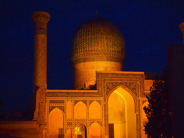 E. Žůrková Noc v Samarkande