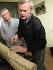 Karel Táborský (Uherský Brod) a Vladimír Morávek (Bratislava) – obaja sochári do dreva