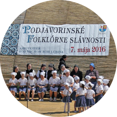 Z histórie Podjavorinských folklórnych slávností a Slovenského festivalu seniorských folklórnych súborov Z histórie Podjavorinských folklórnych slávností a Slovenského festivalu seniorských folklórnych súborov