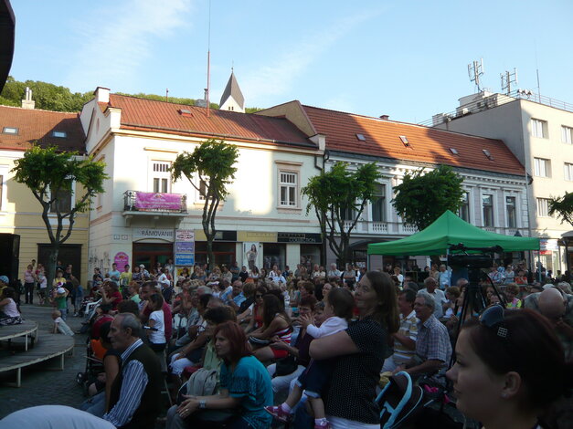 Trenčianske folklórne slávnosti