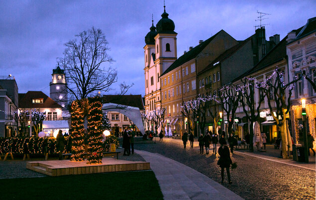 December 2021 - Anna Marušincová_Adventný podvečer