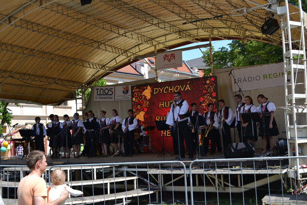 Trenčianske folklórne slávnosti