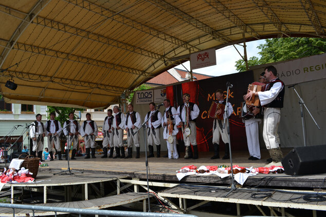 Trenčianske folklórne slávnosti