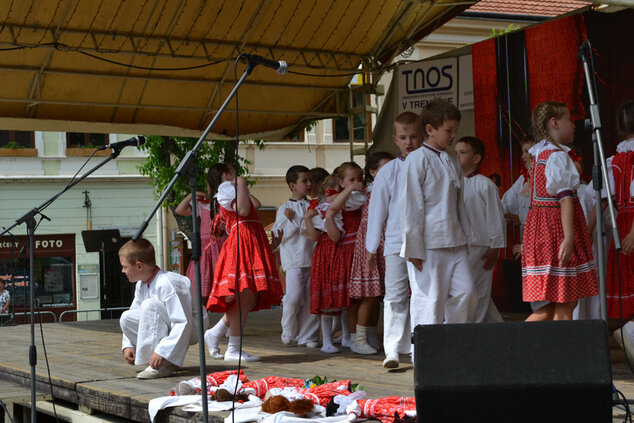 Trenčianske folklórne slávnosti