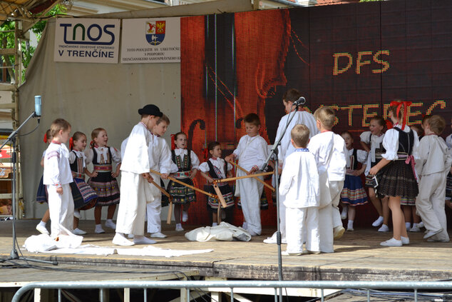 Trenčianske folklórne slávnosti