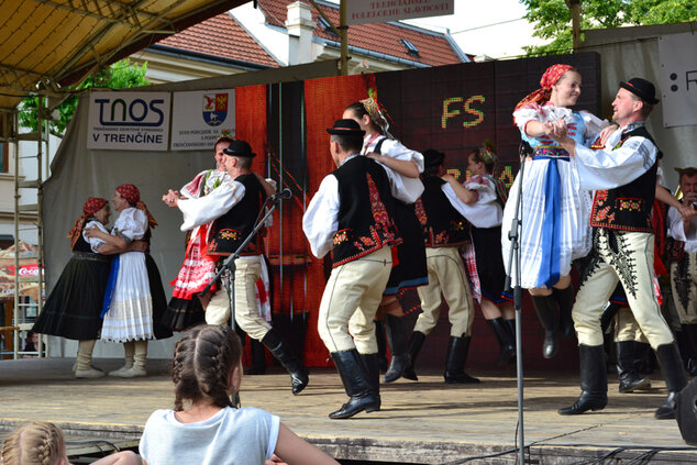 Trenčianske folklórne slávnosti