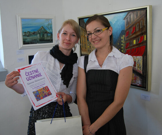 Ocenená autorka Katarína Markovičová (vľavo)