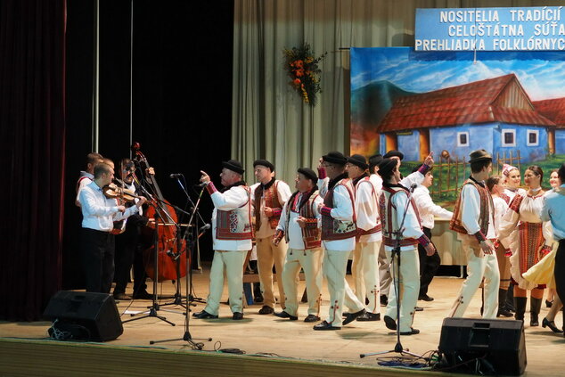 NOSITELIA TRADÍCIÍ 2015 - FSk Brezinky Polomka