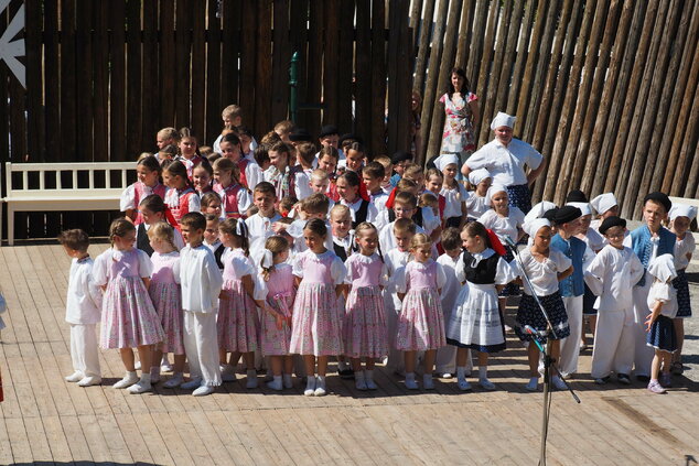 Trenčianske folklórne slávnosti