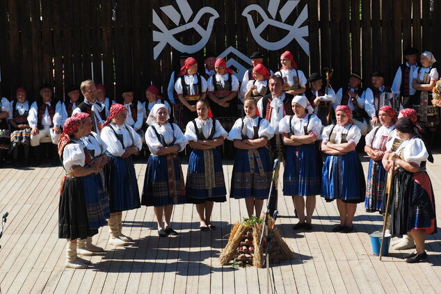 Trenčianske folklórne slávnosti