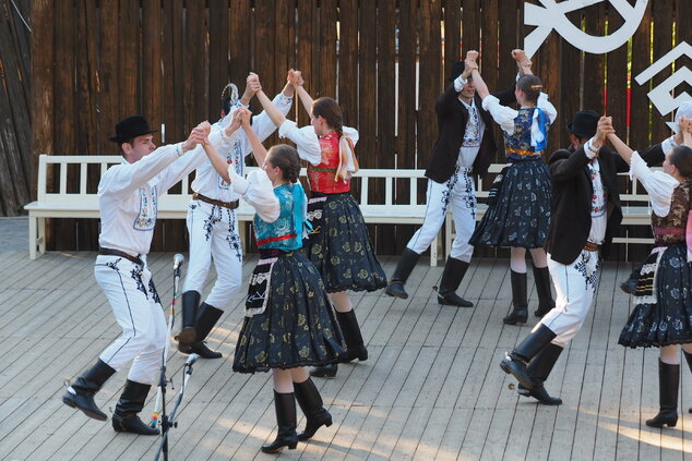 Trenčianske folklórne slávnosti