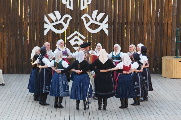 Trenčianske folklórne slávnosti