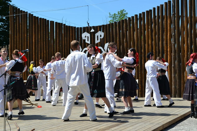 Trenčianske folklórne slávnosti