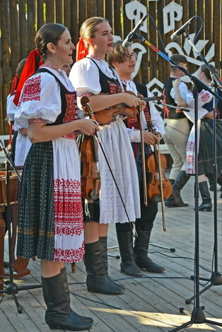 Xxxvii. trenčianske folklórne slávnosti - DSC_0571