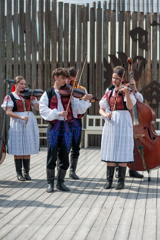 40. trenčianske folklórne slávnosti v mníchovej lehote - 24