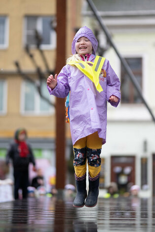 “bubnujeme, aby bolo deti lepšie počuť!“ - 17_zmensena