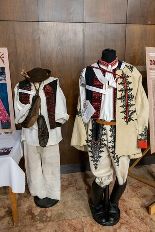 42. trenčianske folklórne slávnosti  • piatok - 36z