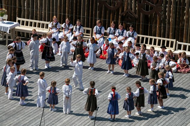 42. trenčianske folklórne slávnosti • sobota - 53