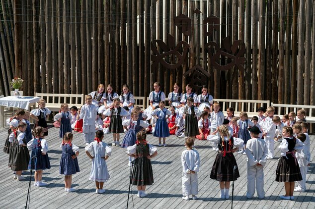 42. trenčianske folklórne slávnosti • sobota - 54