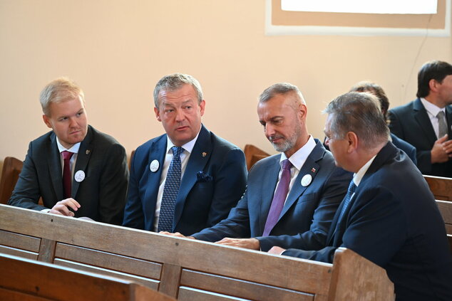 Slávnostné odhalenie pamätníka j. m. hurbana v beckove - TSK-BECKOV 20.9 (8)