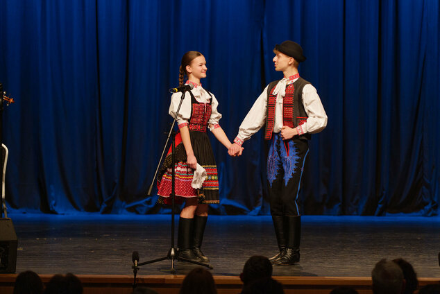 Tradícia v každom veku - EX_PS1_0851