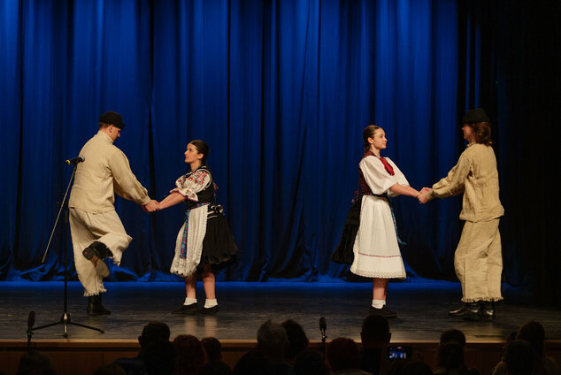 Tradícia v každom veku - EX_PS1_1061