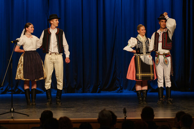 Tradícia v každom veku - EX_PS1_1120