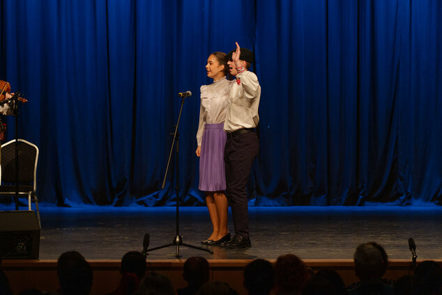 Tradícia v každom veku - EX_PS1_1164