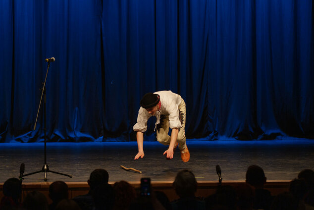 Tradícia v každom veku - EX_PS1_1187