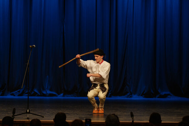 Tradícia v každom veku - EX_PS1_1192