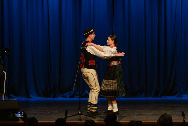 Tradícia v každom veku - EX_PS1_1202