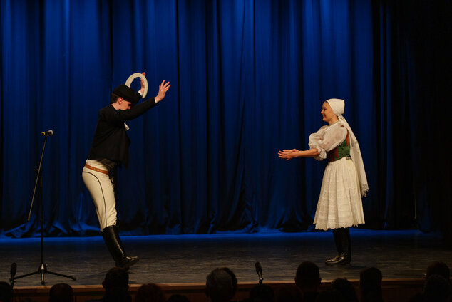 Tradícia v každom veku - EX_PS1_1251