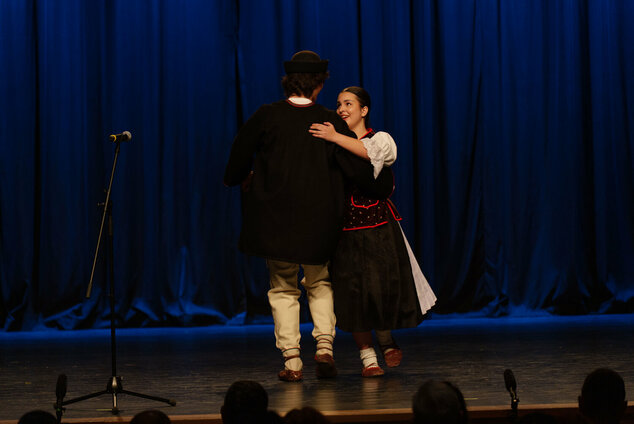 Tradícia v každom veku - EX_PS1_1272