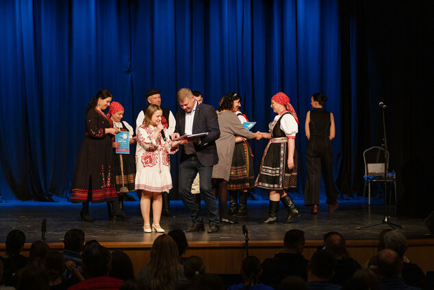 Tradícia v každom veku - EX_PS1_1363