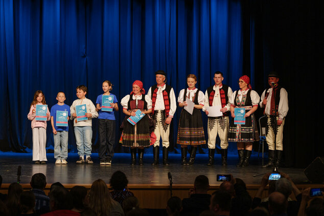 Tradícia v každom veku - EX_PS1_1373