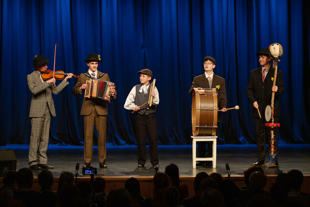 Tradícia v každom veku - EX_PS1_1428