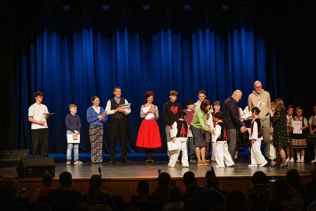 Tradícia v každom veku - EX_PS1_1525