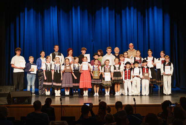 Tradícia v každom veku - EX_PS1_1544