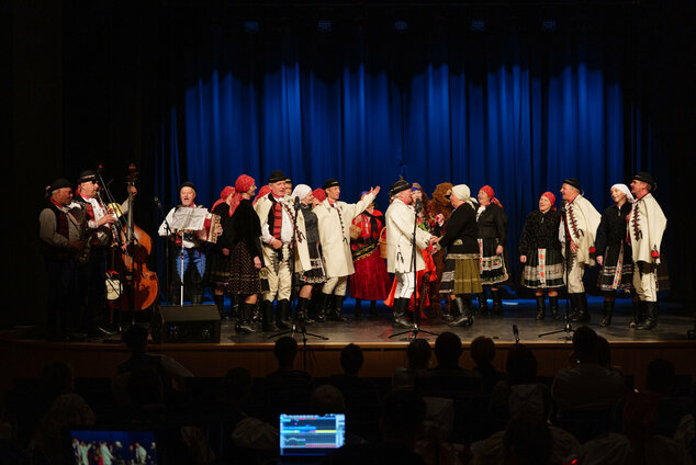 Tradícia v každom veku - EX_PS1_1550