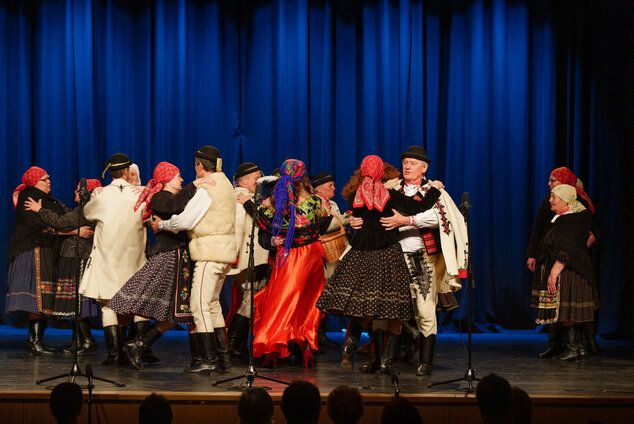 Tradícia v každom veku - EX_PS1_1553