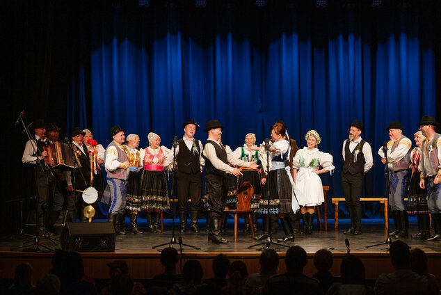 Tradícia v každom veku - EX_PS1_1581