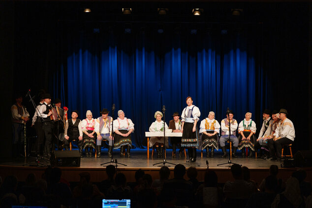 Tradícia v každom veku - EX_PS1_1585