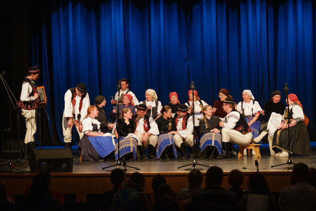 Tradícia v každom veku - EX_PS1_1591