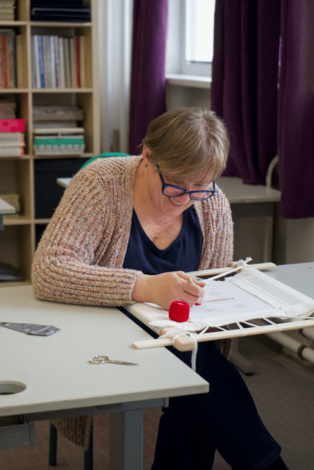 Workshop vyšívania krivou ihlou - dsc09918_optimized