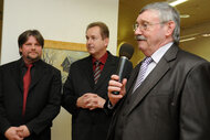 Výstavu otvorili: (zľava) Mgr. Art. A. Mach,  Ing. L. Karásek,  Mgr. V. Zvalený